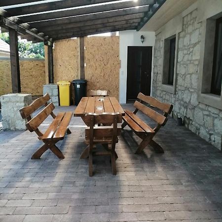 Cinege Vendeghaz Hotel Tolcsva Exterior foto